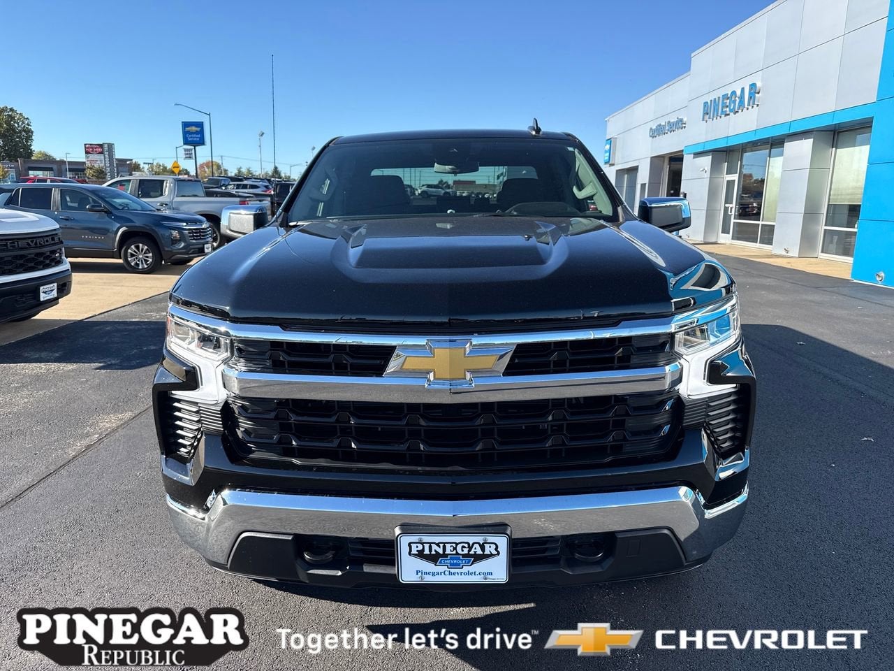 2026 Chevrolet Silverado 1500 LT (2FL)