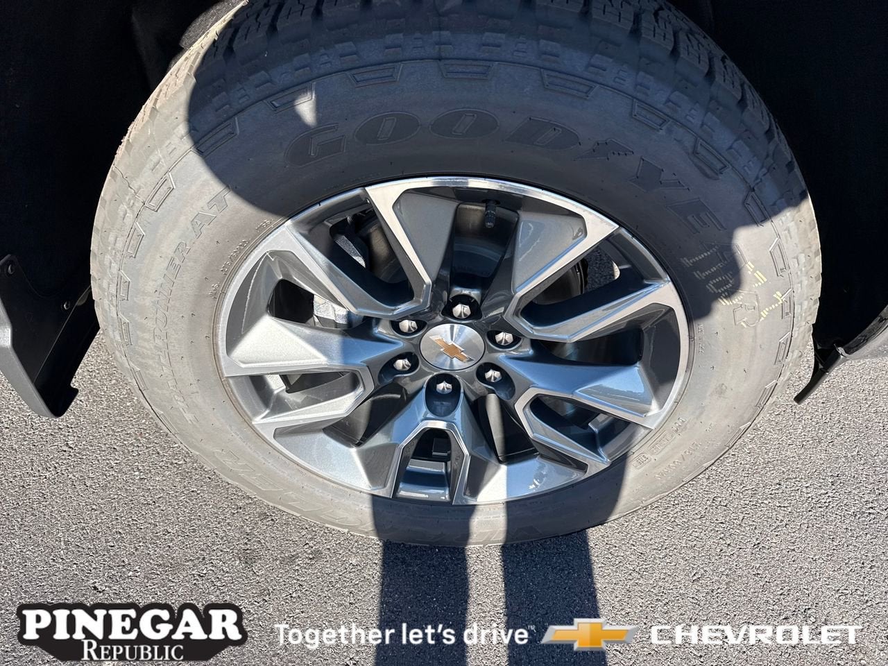 2026 Chevrolet Silverado 1500 LT (2FL)