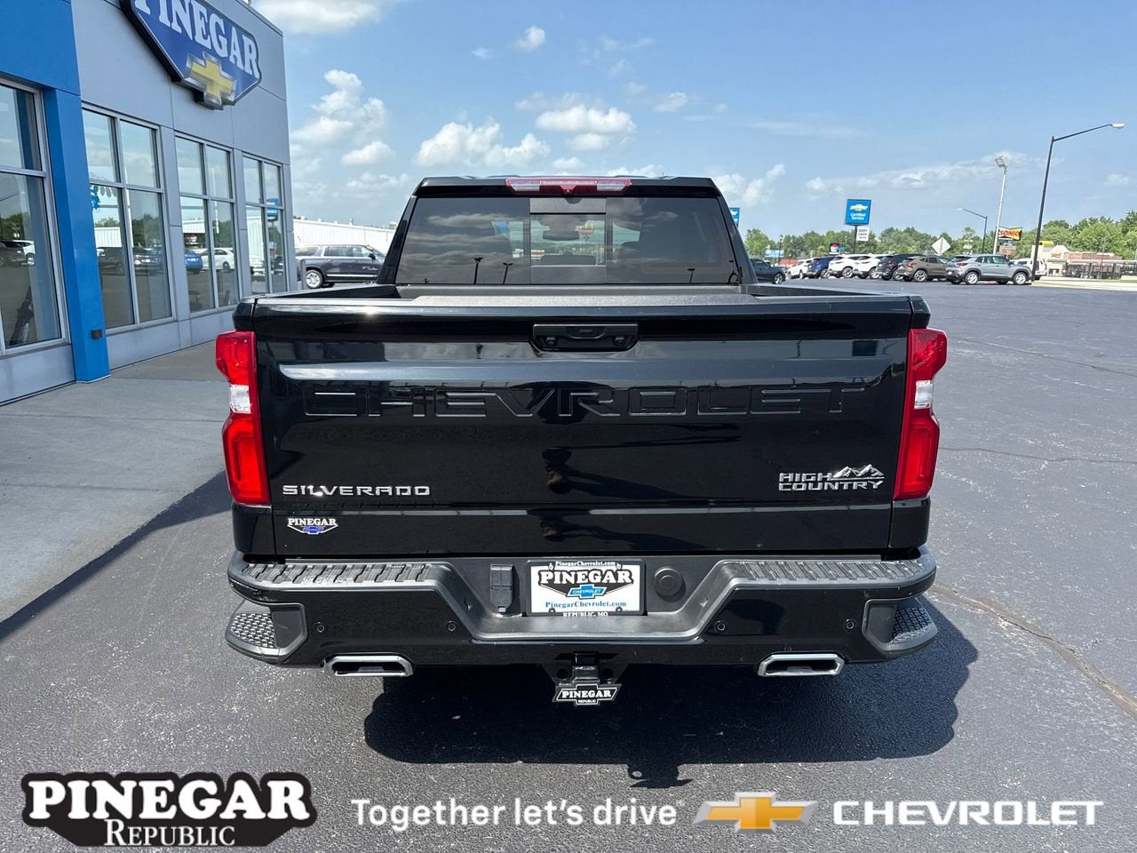 2022 Chevrolet Silverado 1500 High Country