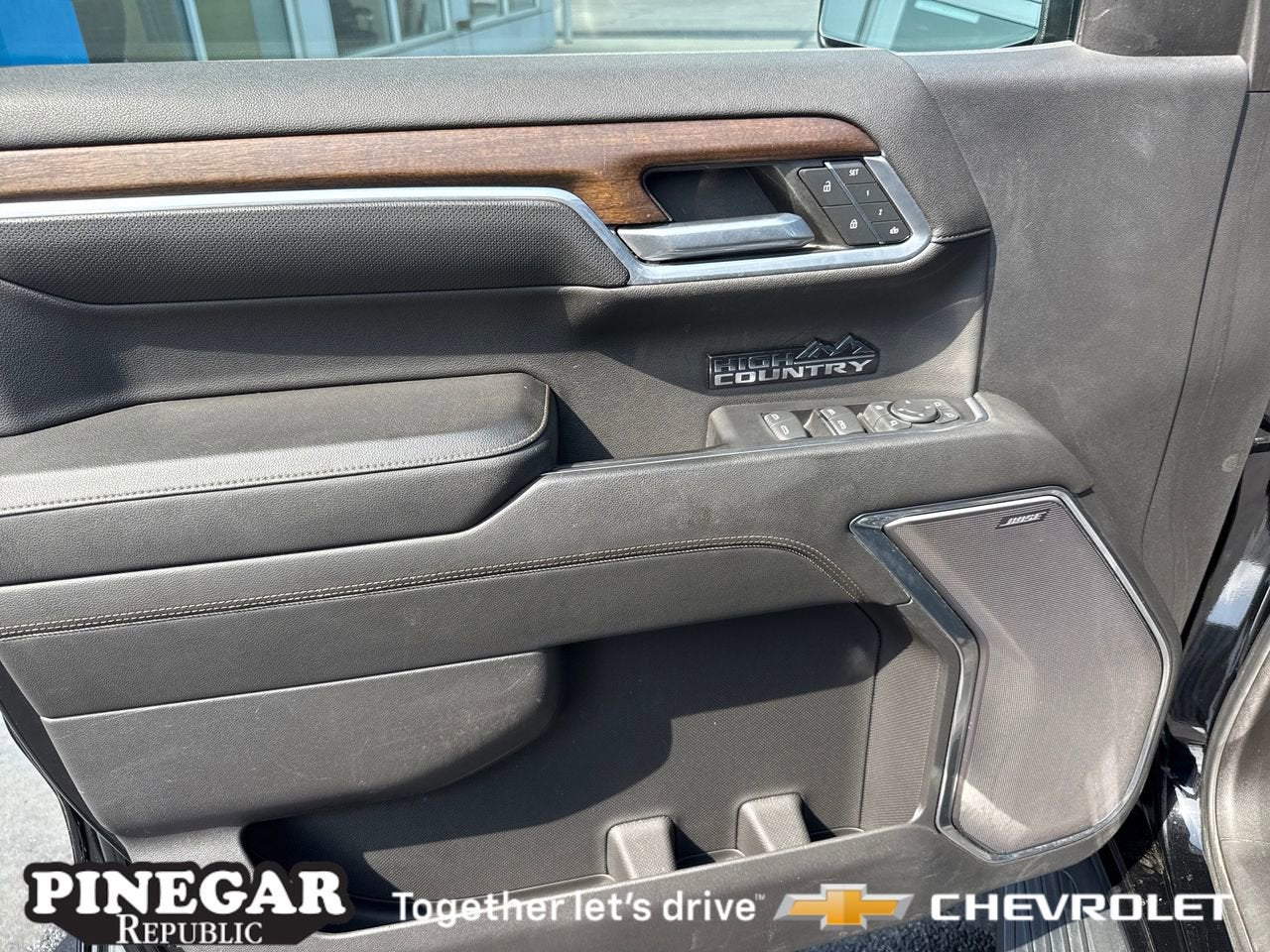 2022 Chevrolet Silverado 1500 High Country