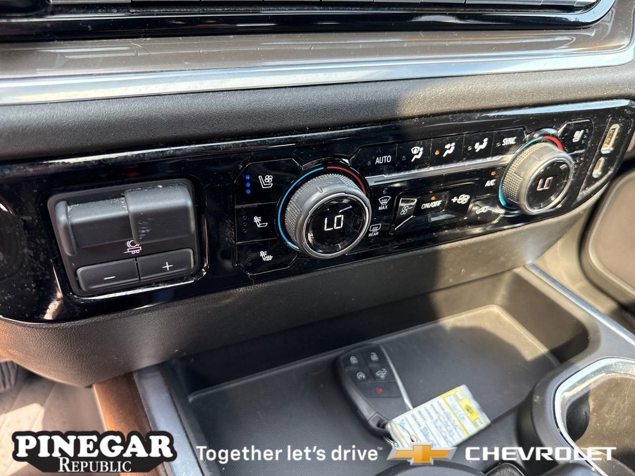 2022 Chevrolet Silverado 1500 High Country