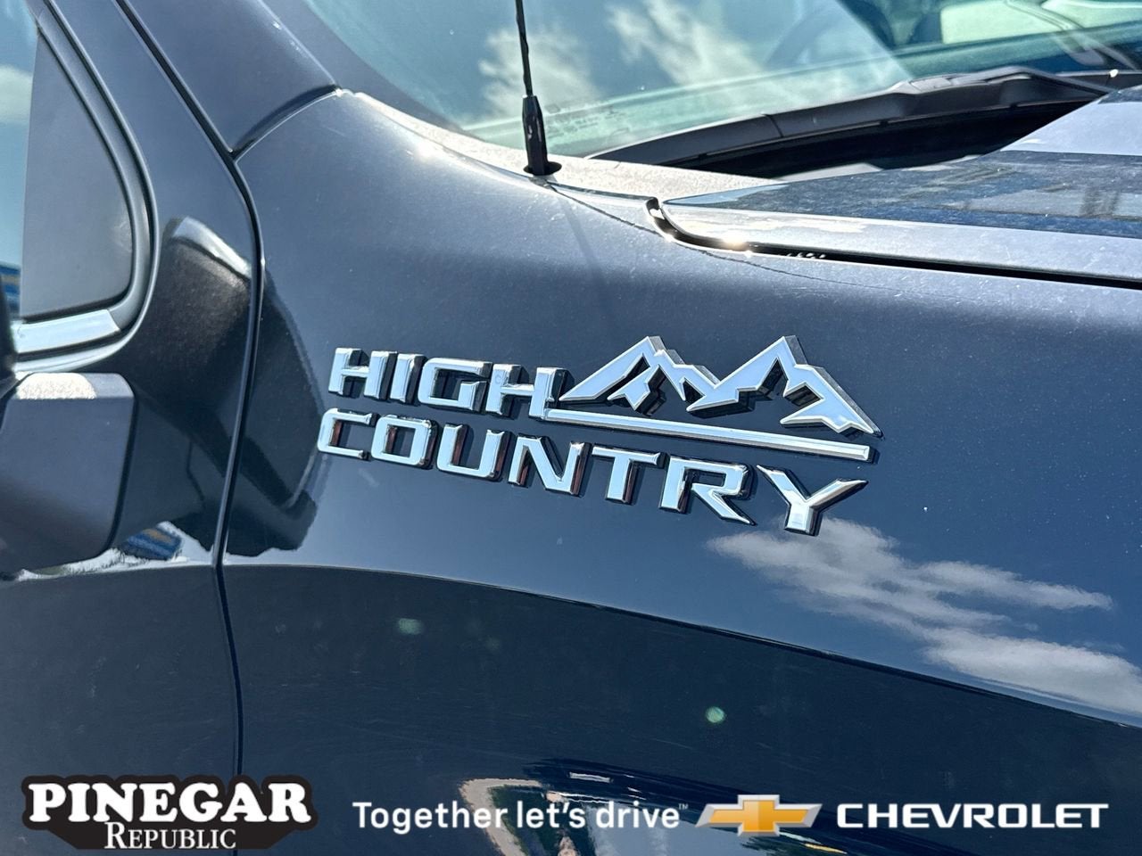 2022 Chevrolet Silverado 1500 High Country