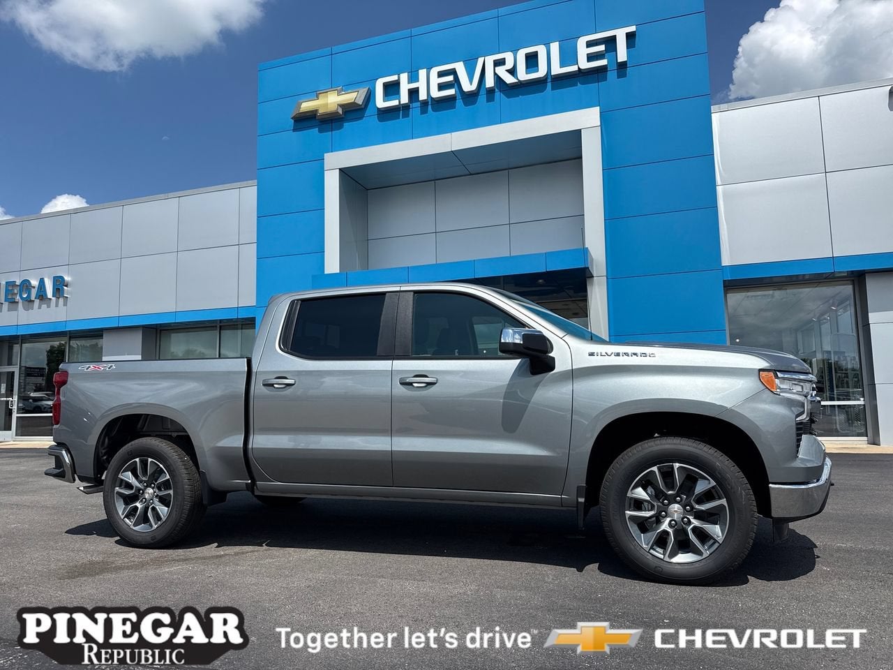 2026 Chevrolet Silverado 1500 LT