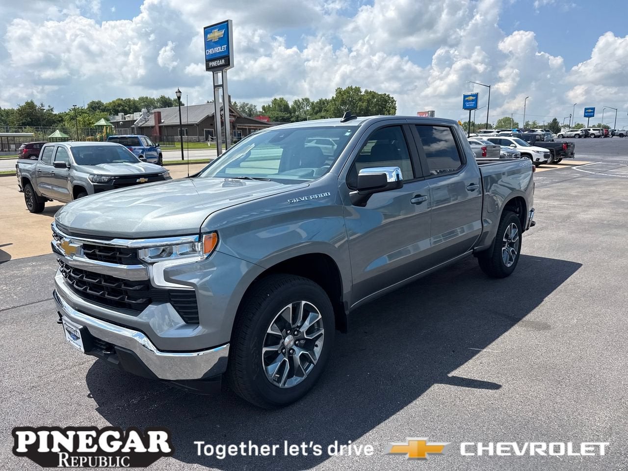 2026 Chevrolet Silverado 1500 LT