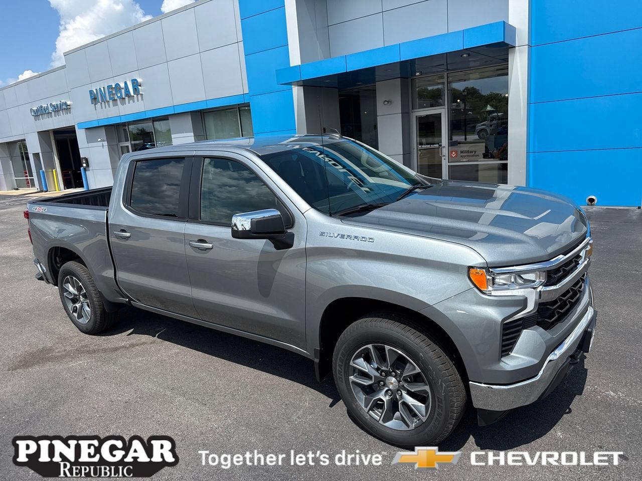 2026 Chevrolet Silverado 1500 LT