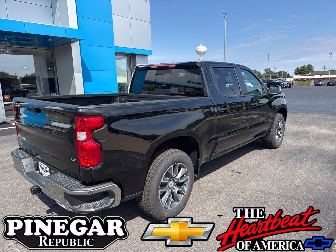 2026 Chevrolet Silverado 1500 LT