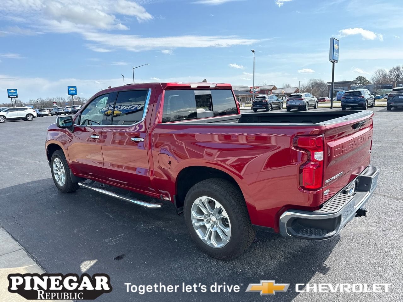 2025 Chevrolet Silverado 1500 LTZ
