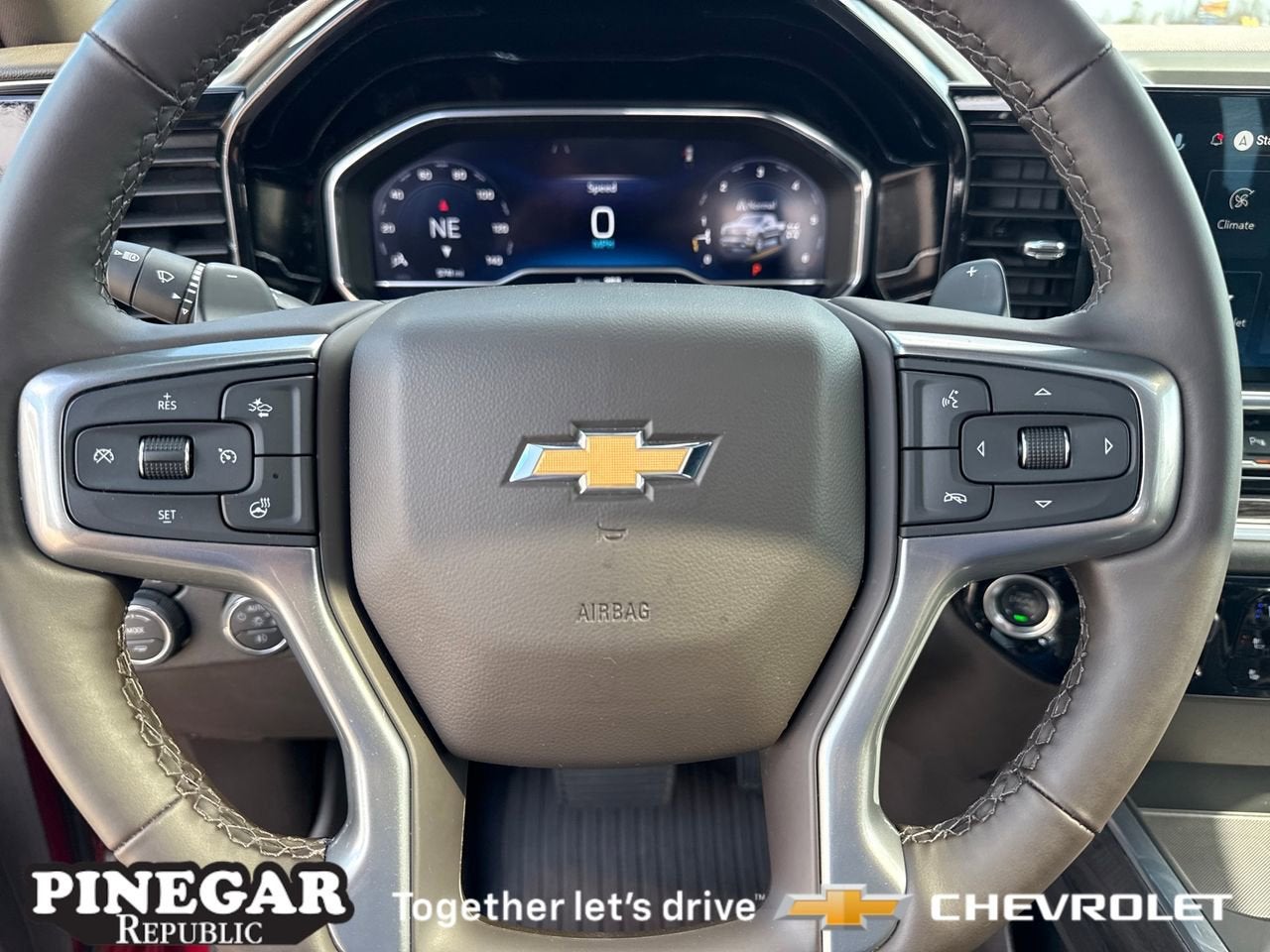 2025 Chevrolet Silverado 1500 LTZ