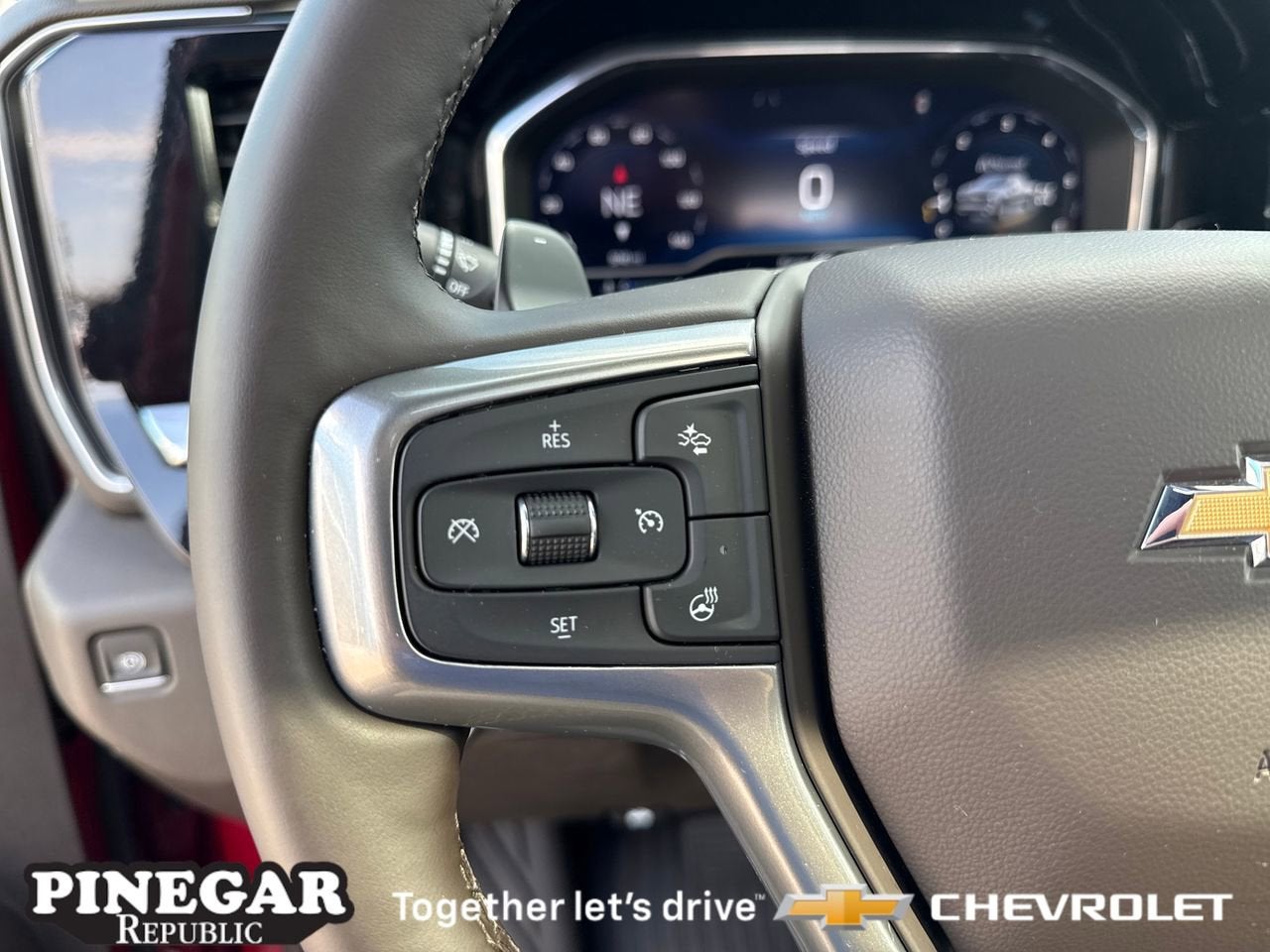 2025 Chevrolet Silverado 1500 LTZ