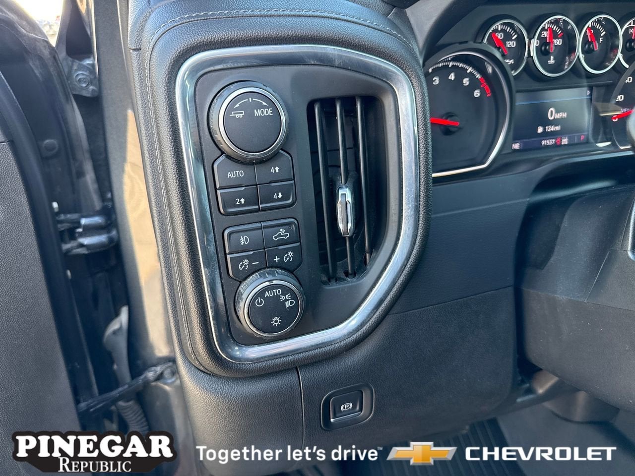 2021 Chevrolet Silverado 1500 RST