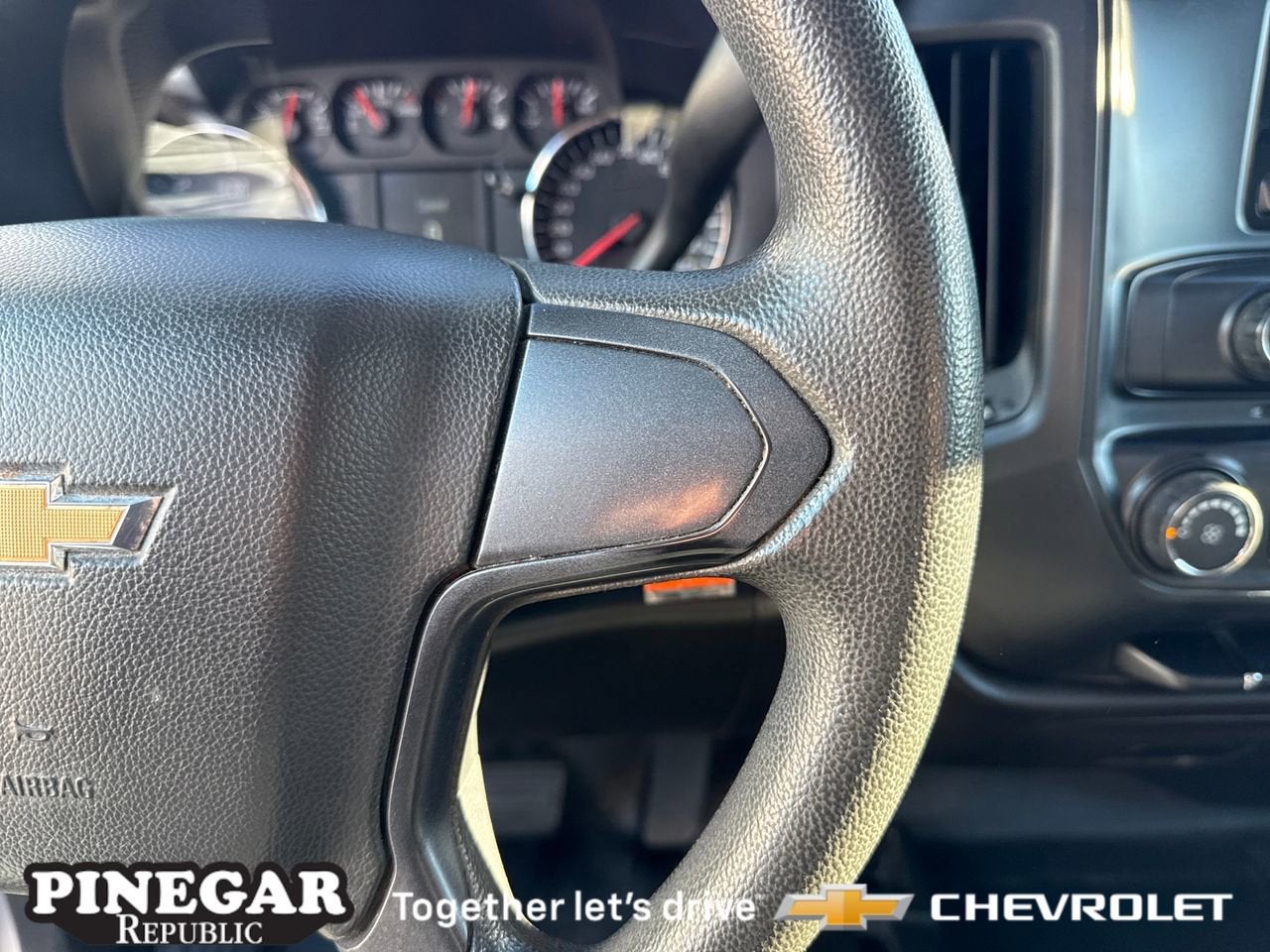 2015 Chevrolet Silverado 1500 LS