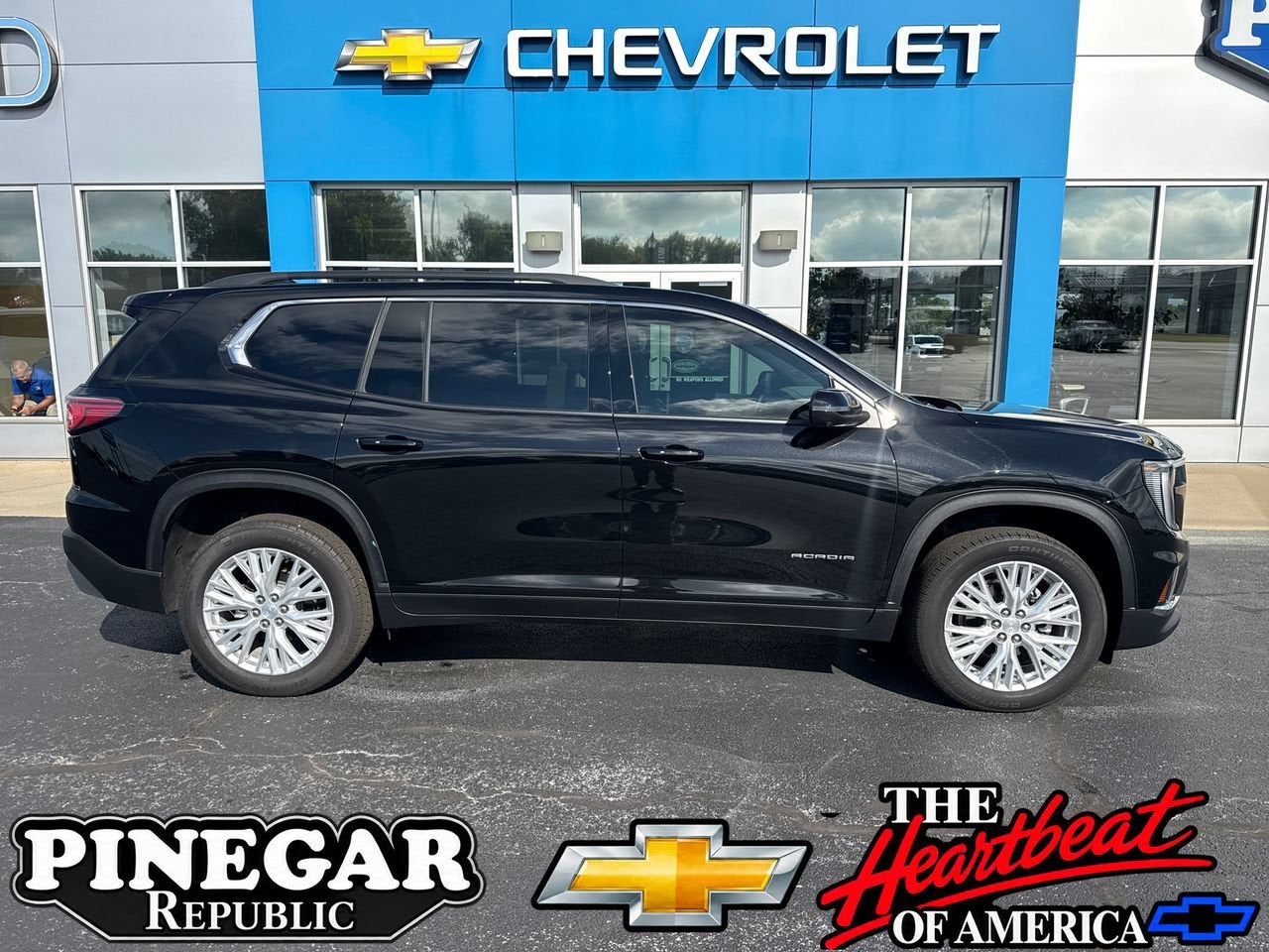 2026 GMC Acadia Elevation