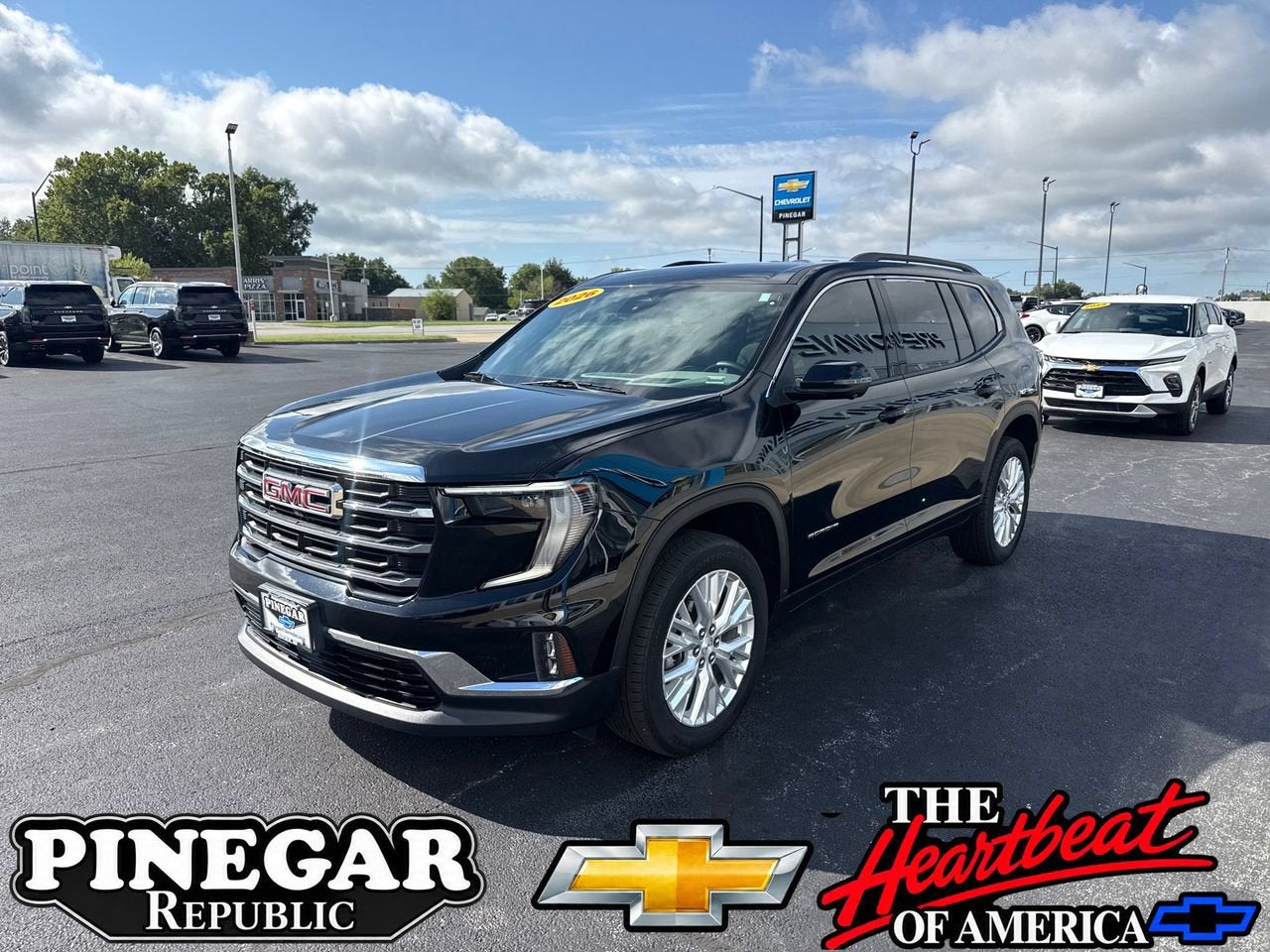 2026 GMC Acadia Elevation