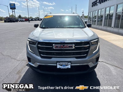 2025 GMC Acadia Elevation