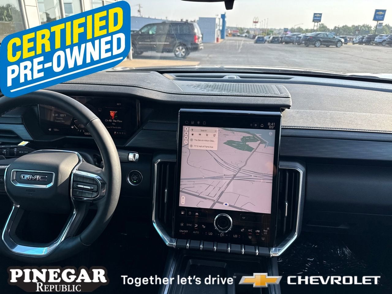 2025 GMC Acadia Elevation