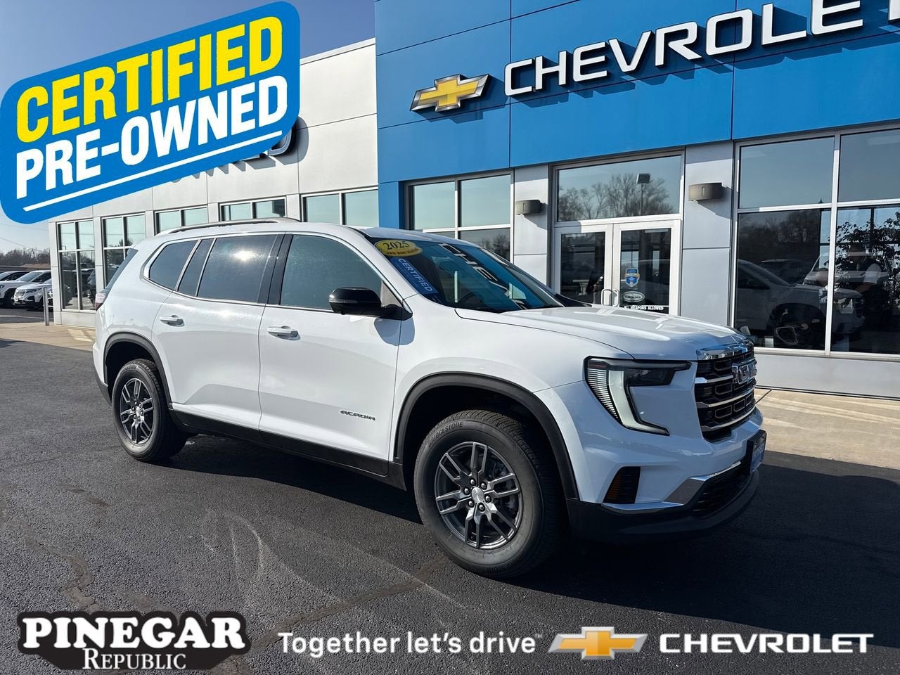 2025 GMC Acadia Elevation