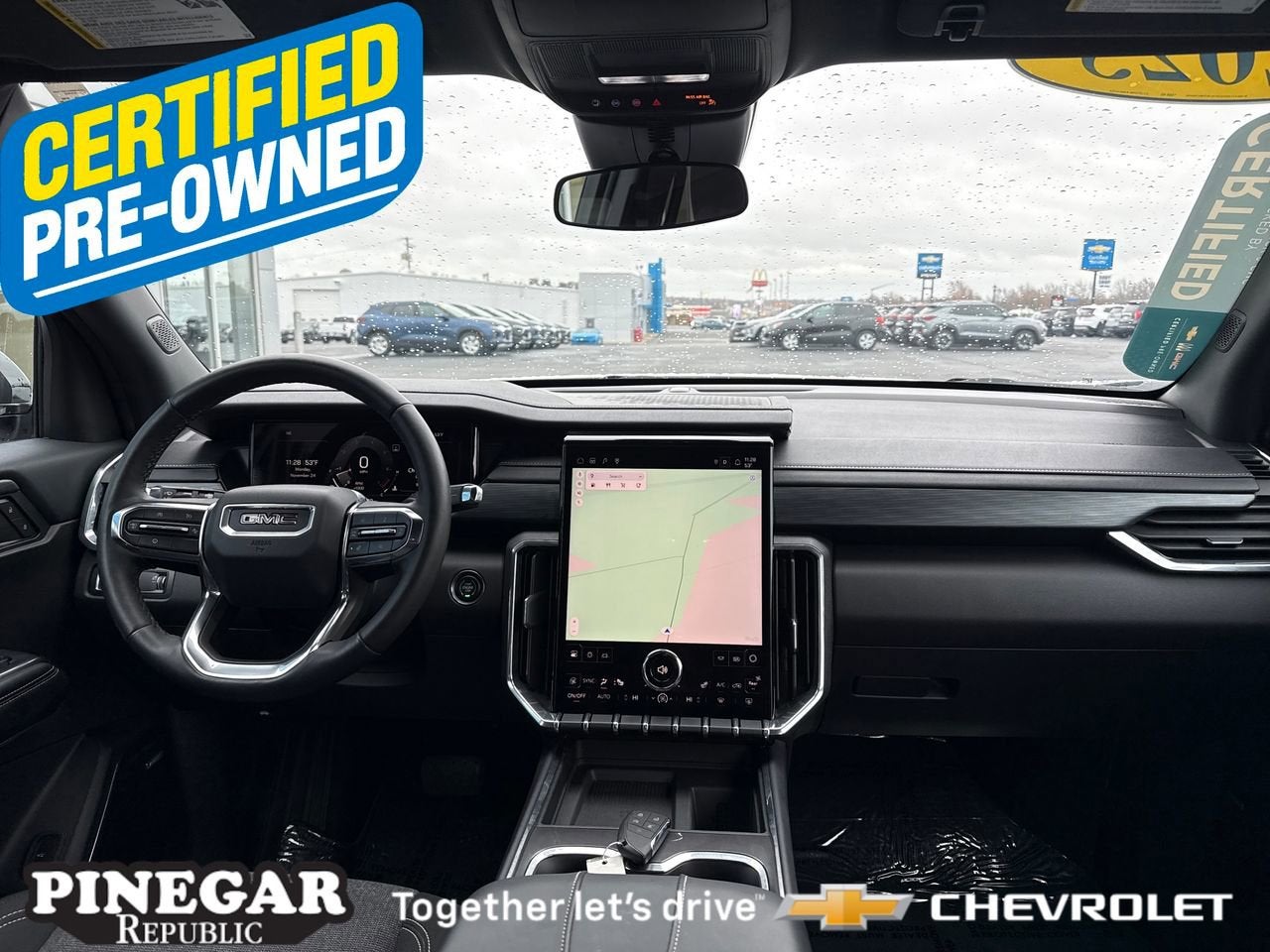 2025 GMC Acadia Elevation