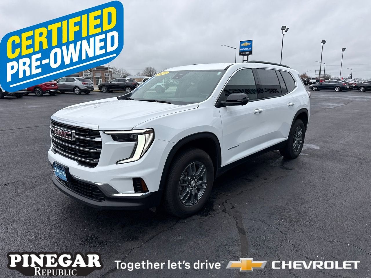 2025 GMC Acadia Elevation