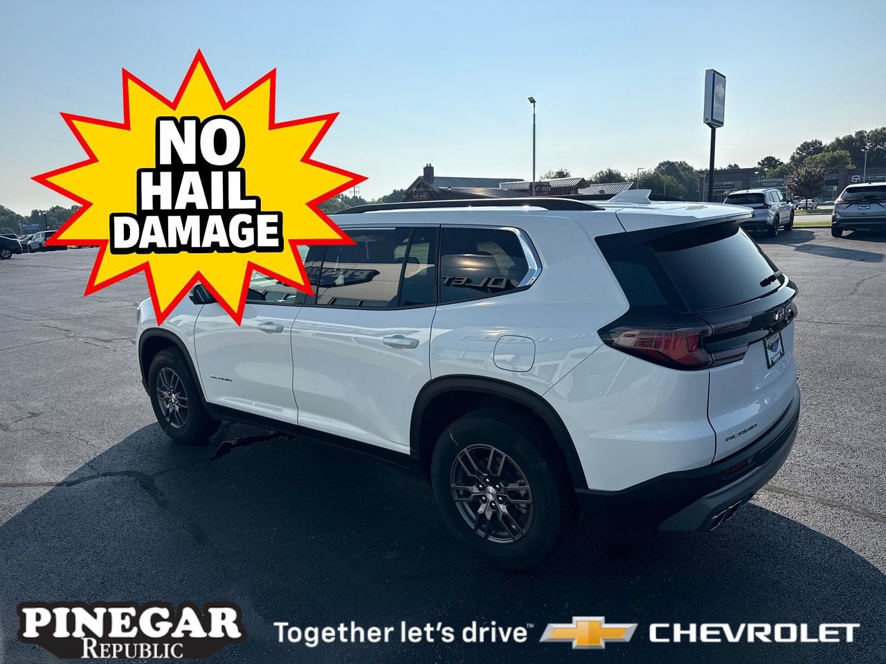 2025 GMC Acadia Elevation