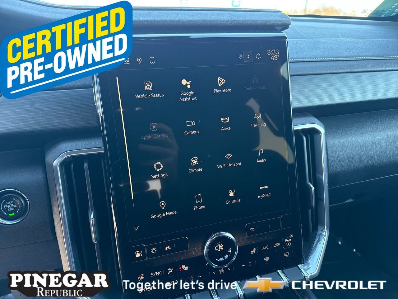 2025 GMC Acadia Elevation