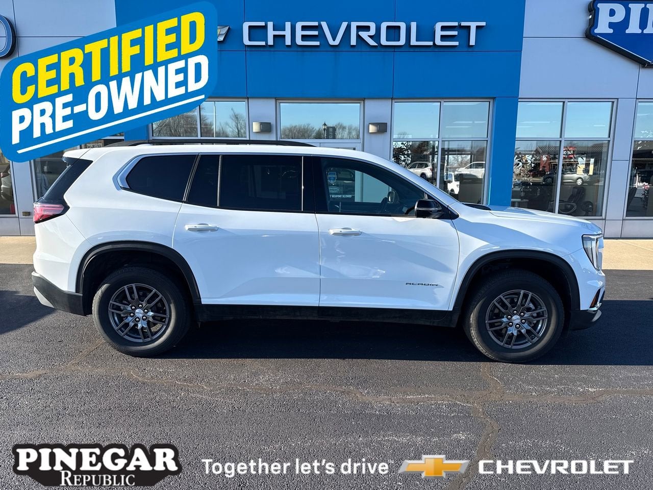 2025 GMC Acadia Elevation