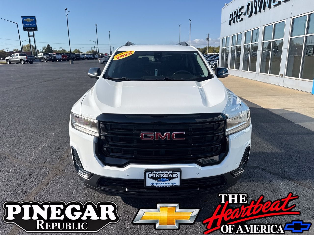 2022 GMC Acadia SLE