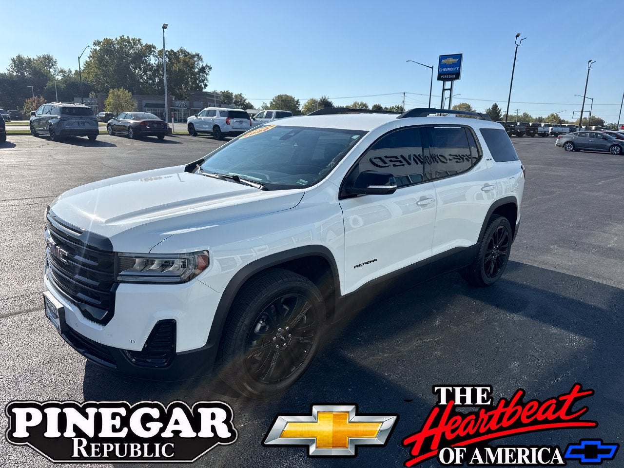 2022 GMC Acadia SLE