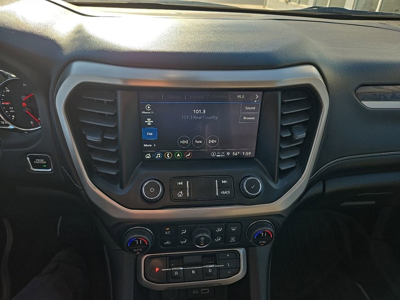 2023 GMC Acadia Denali