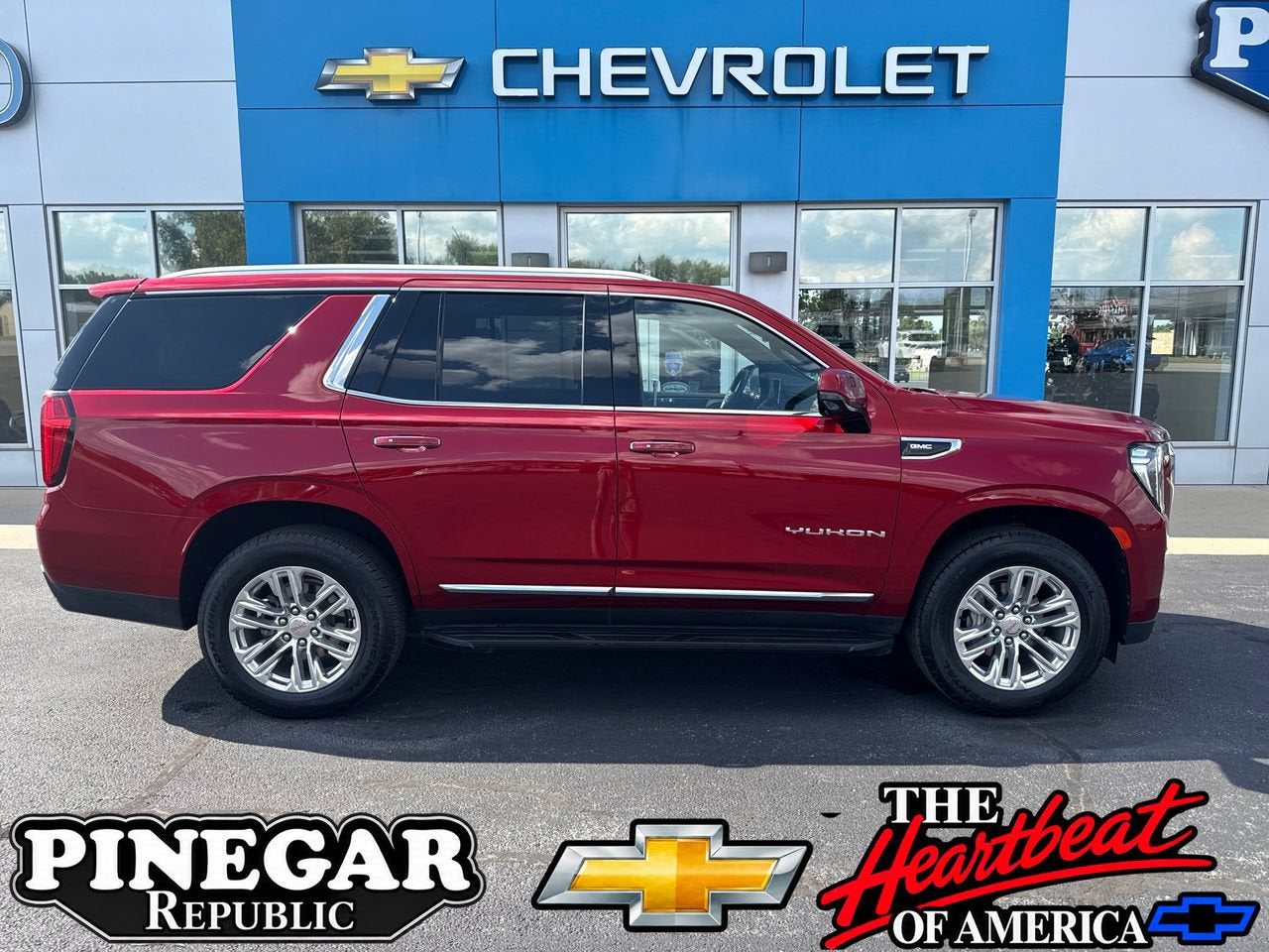 2024 GMC Yukon SLT