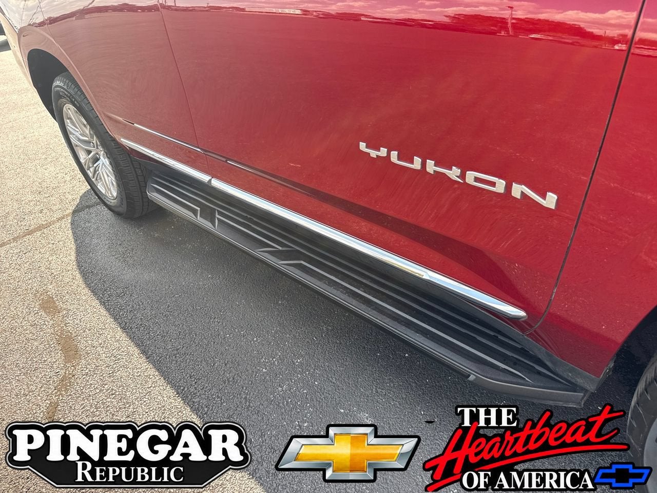 2024 GMC Yukon SLT