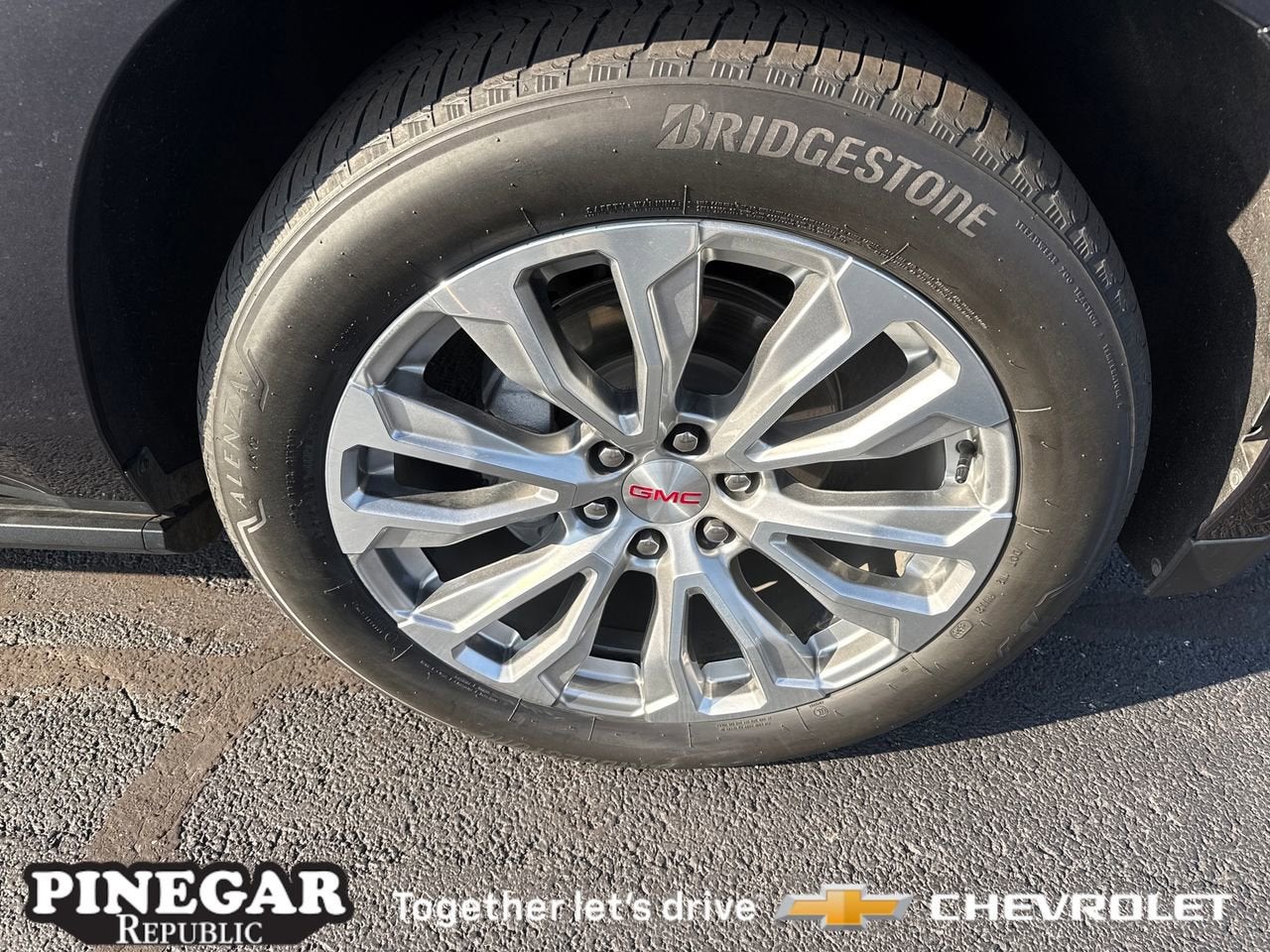 2024 GMC Yukon Denali