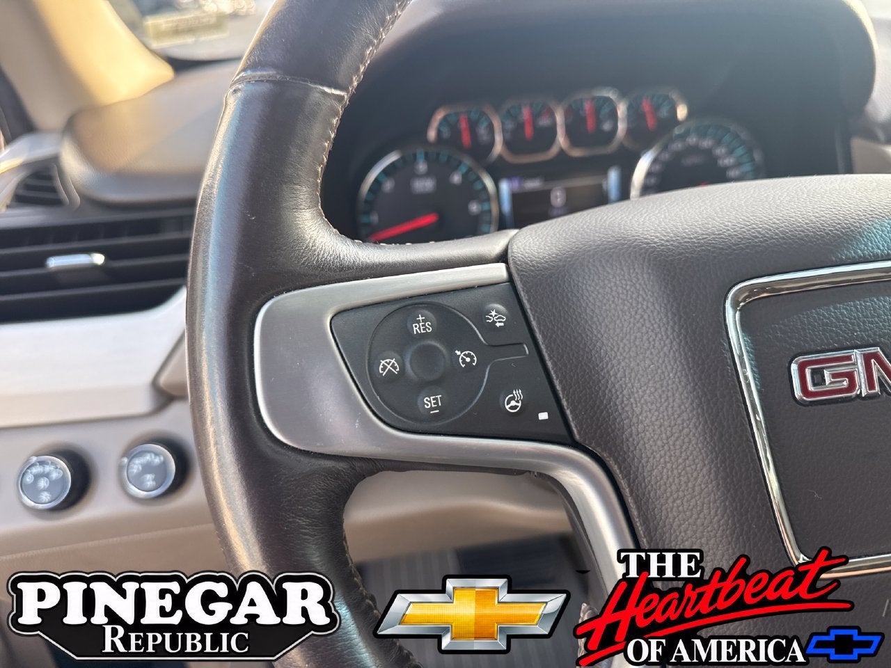 2018 GMC Yukon XL SLT