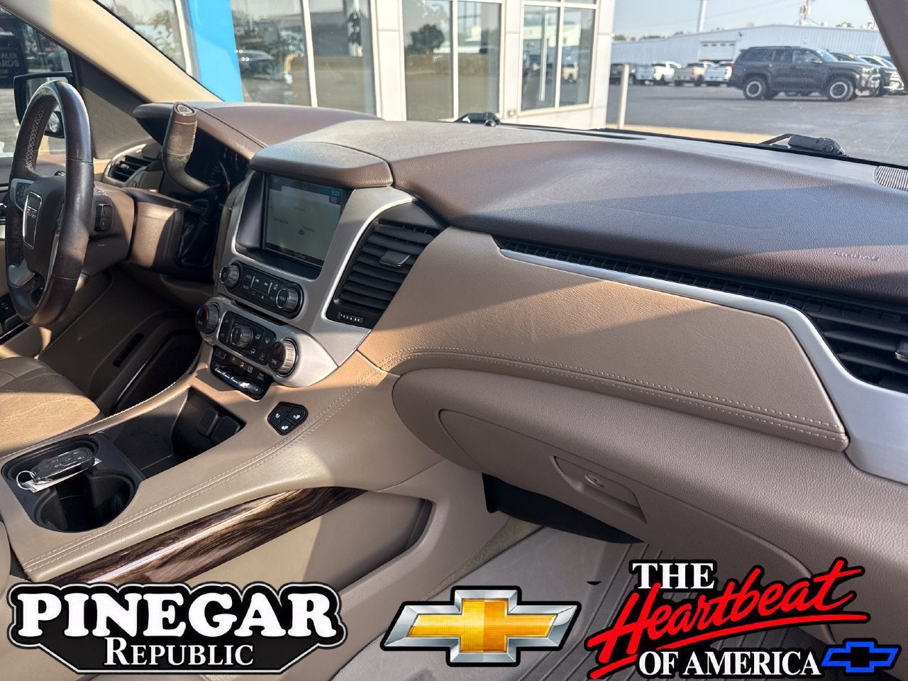2018 GMC Yukon XL SLT