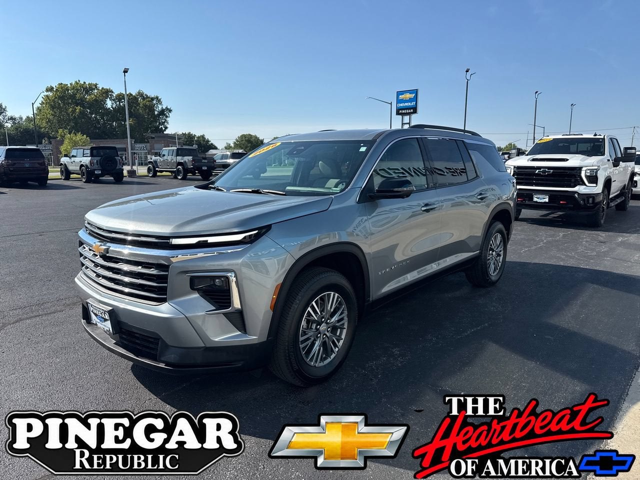 2026 Chevrolet Traverse LT