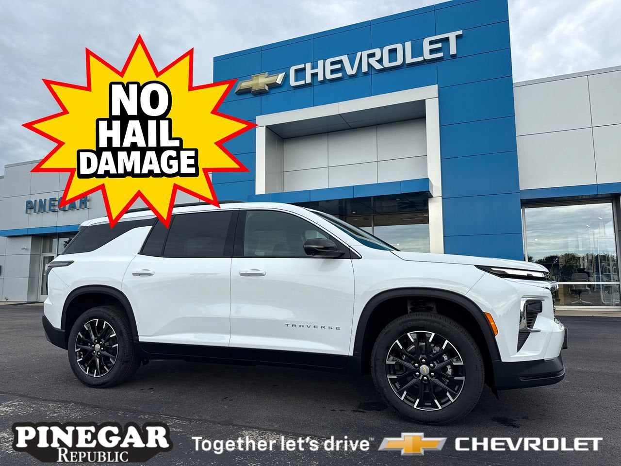 2026 Chevrolet Traverse LT