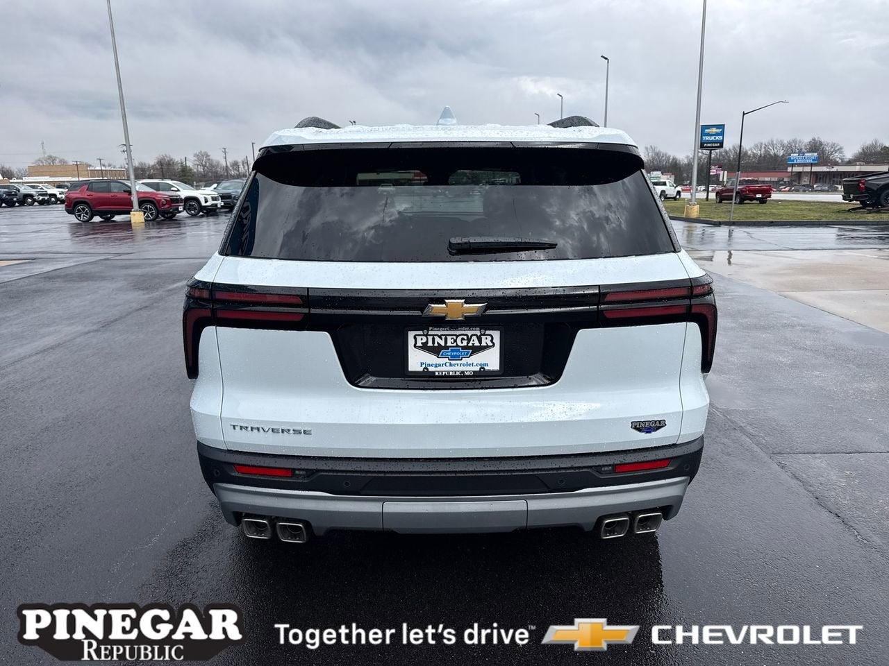 2026 Chevrolet Traverse LT
