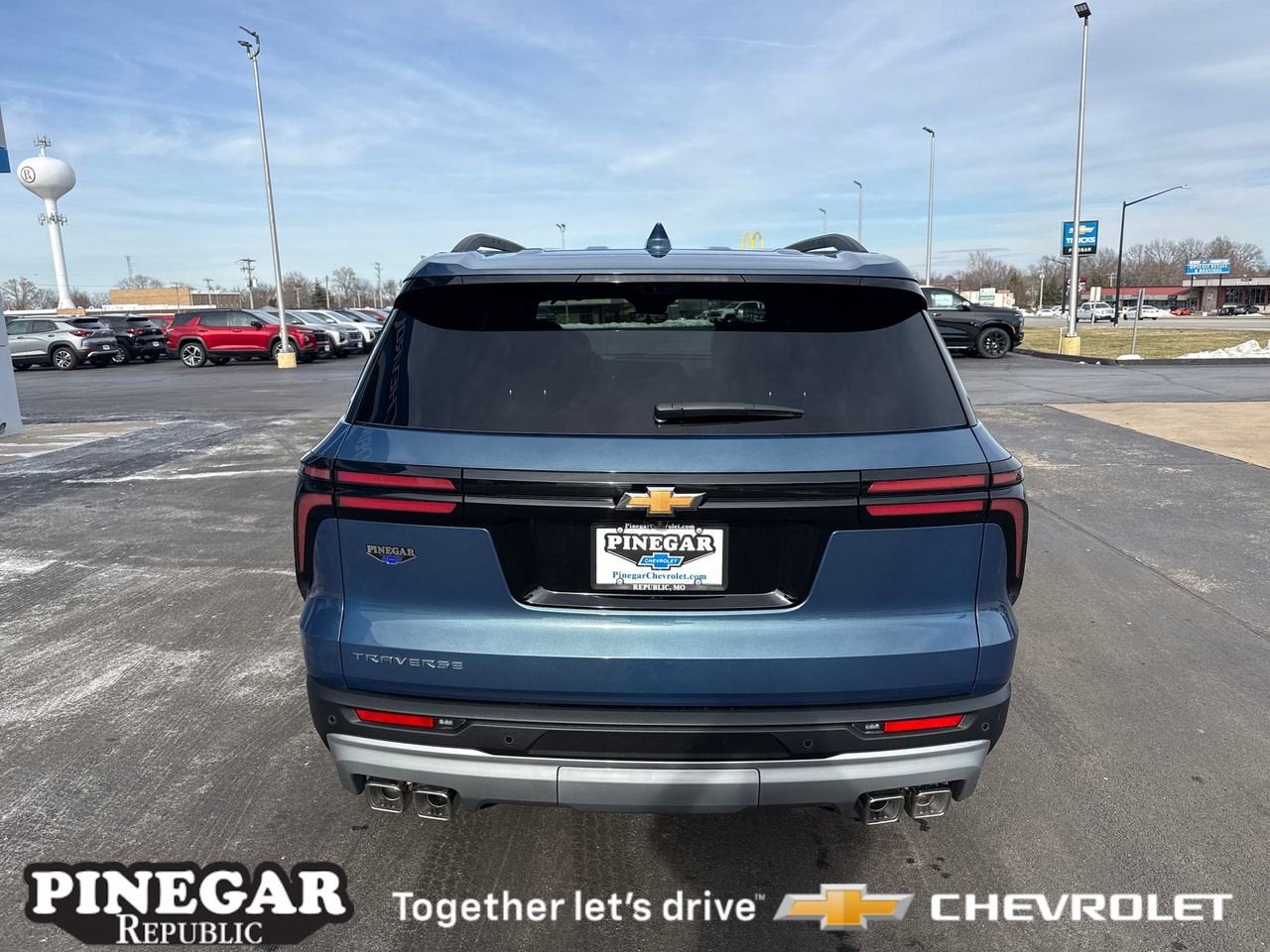2026 Chevrolet Traverse LT