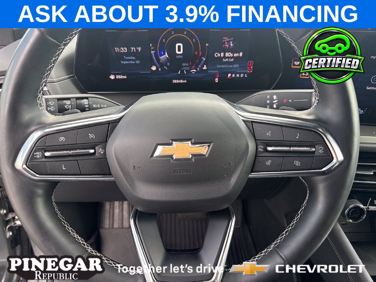2025 Chevrolet Traverse LT