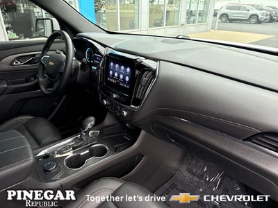 2023 Chevrolet Traverse LT Leather