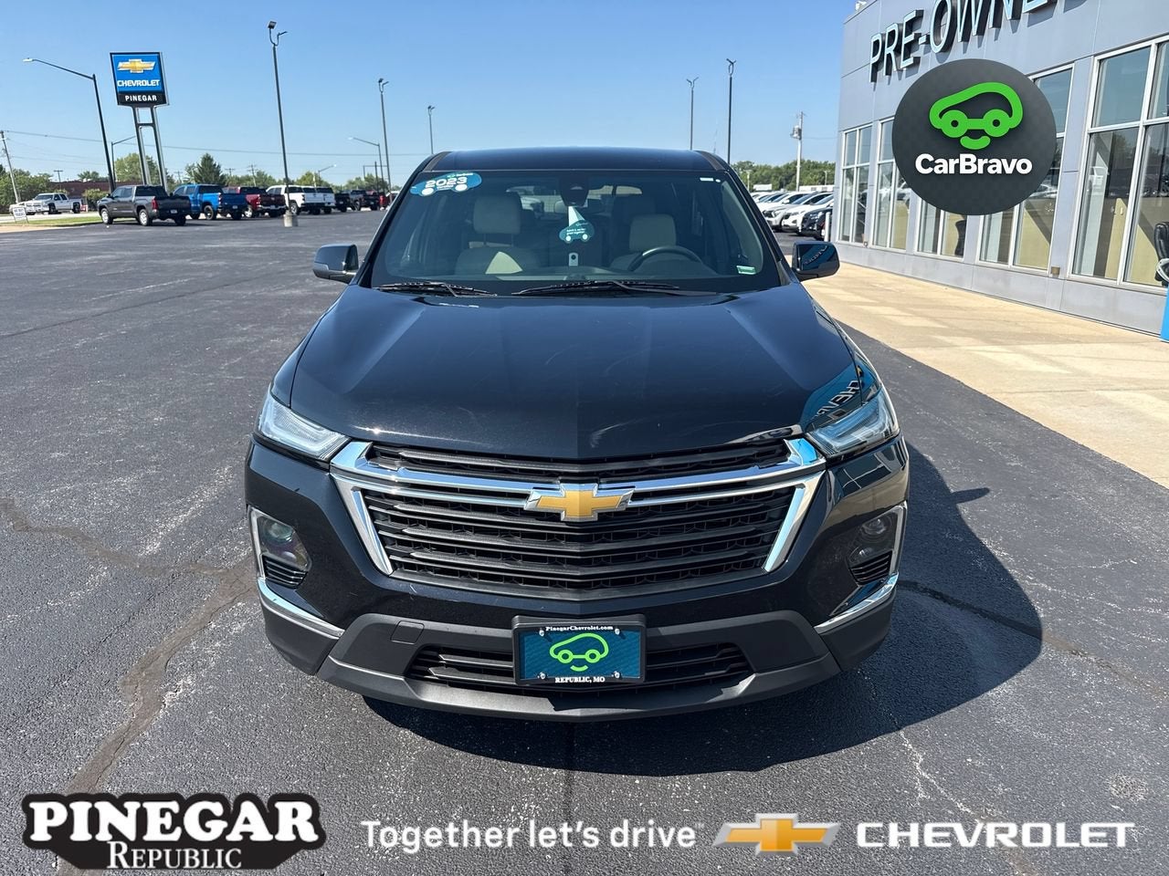 2023 Chevrolet Traverse LS
