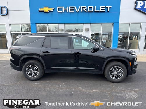 2025 Chevrolet Traverse LT