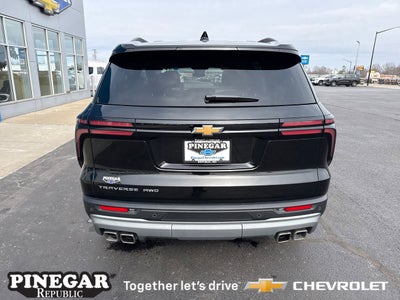 2025 Chevrolet Traverse LT