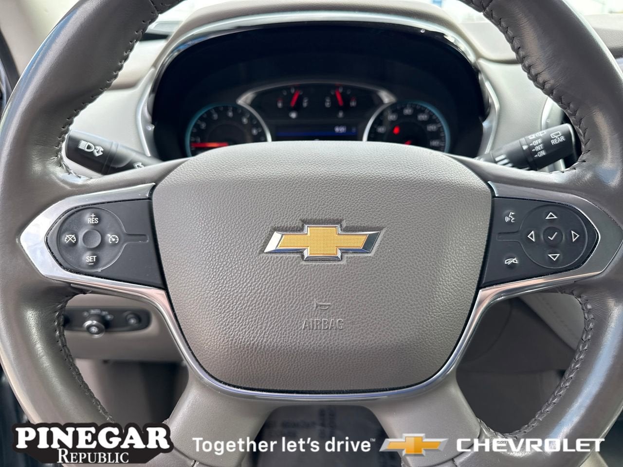 2020 Chevrolet Traverse LT Leather