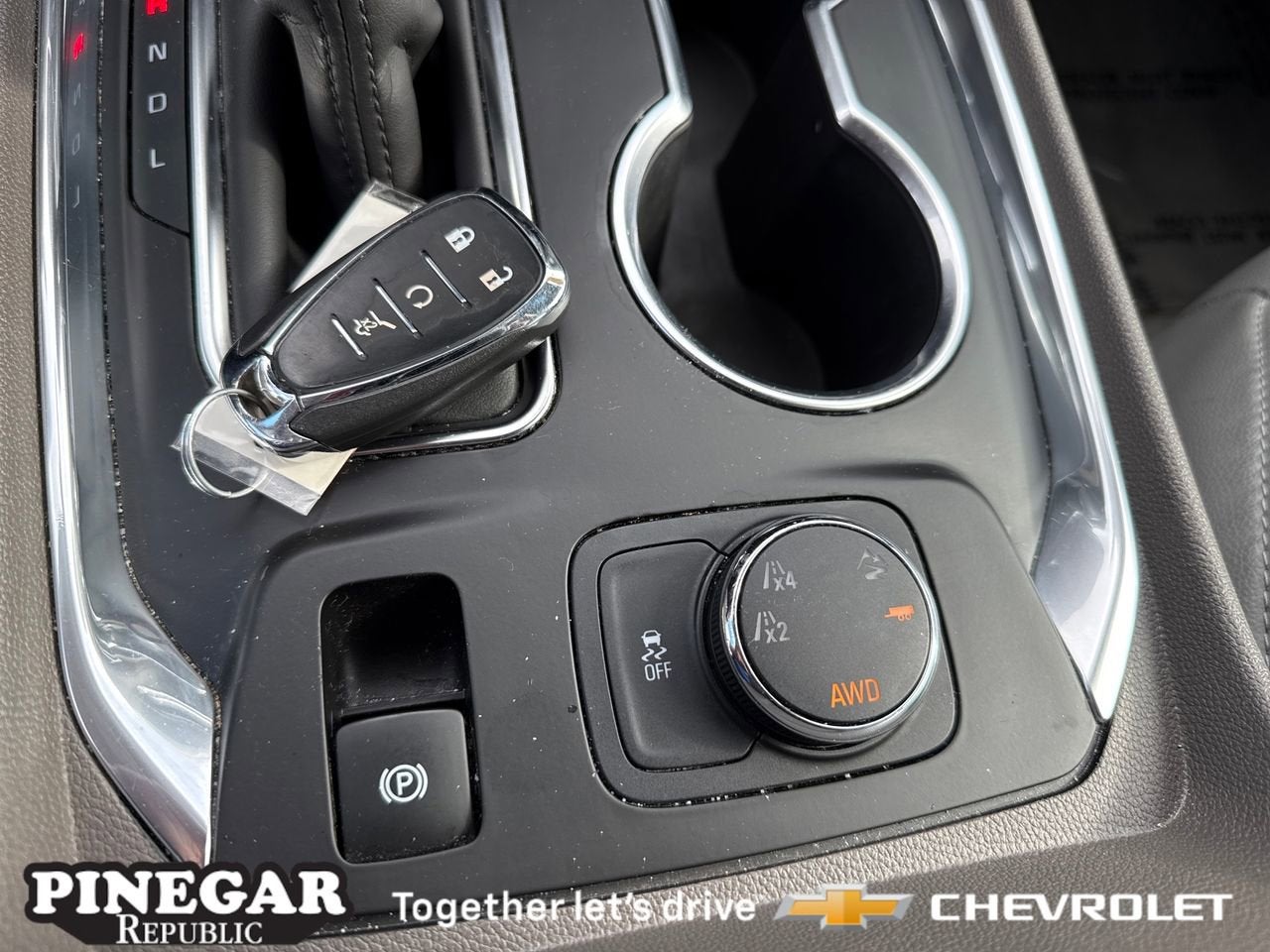 2020 Chevrolet Traverse LT Leather