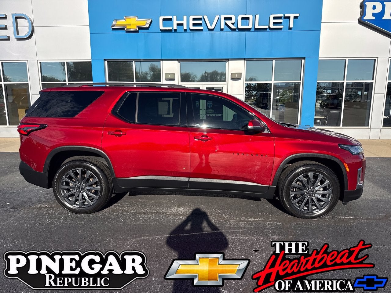 2022 Chevrolet Traverse RS