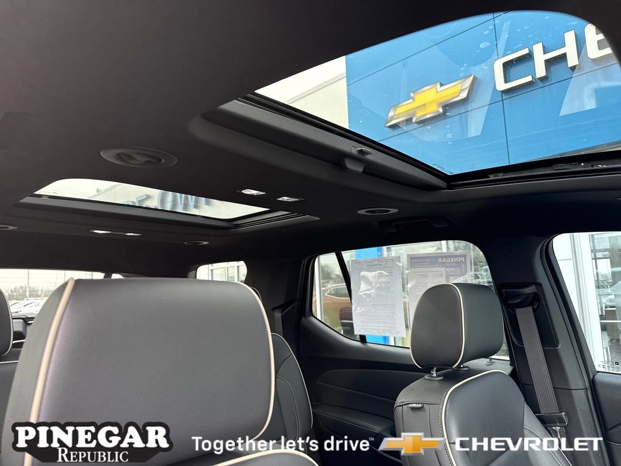 2023 Chevrolet Traverse Premier