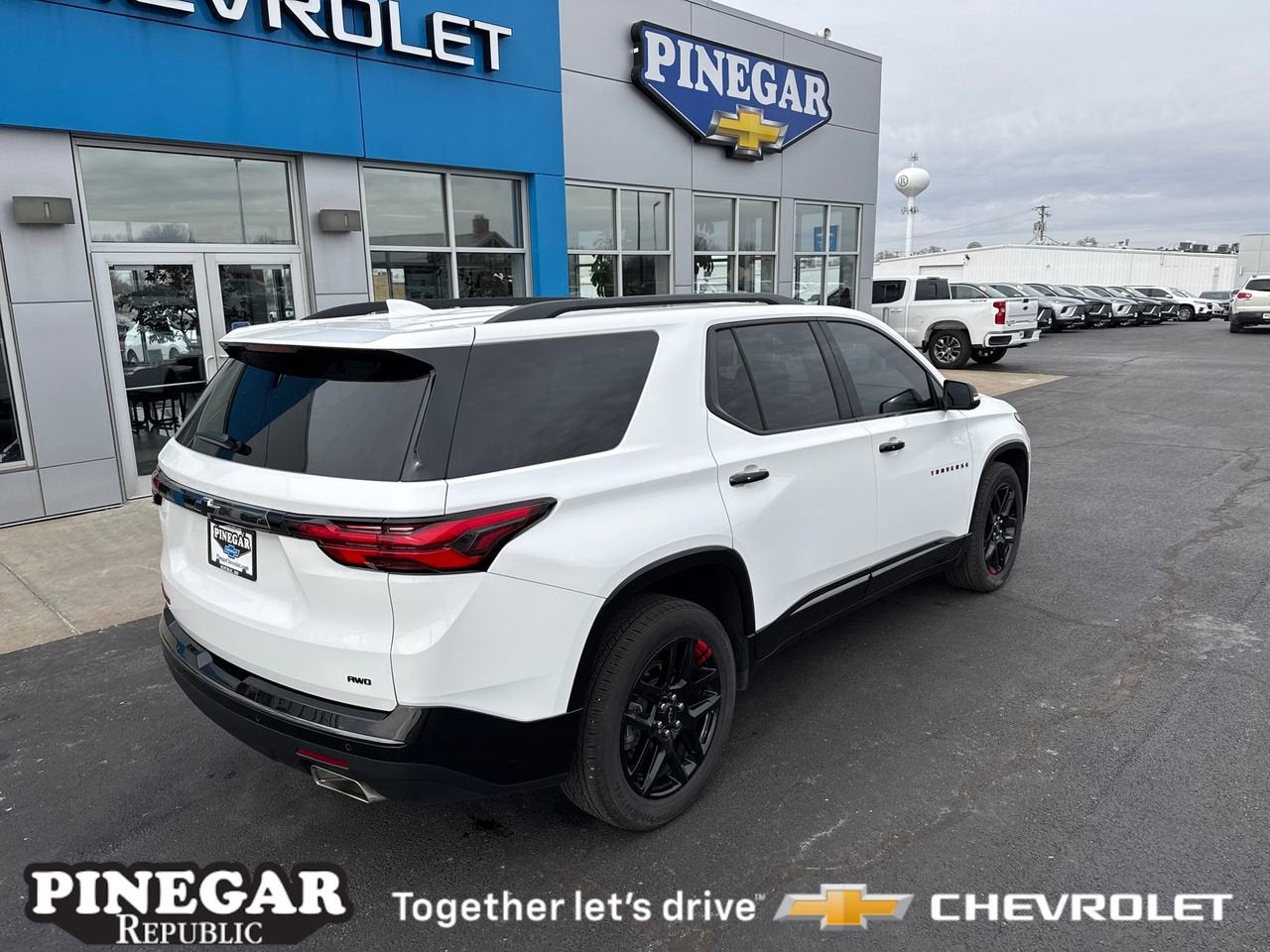 2023 Chevrolet Traverse Premier