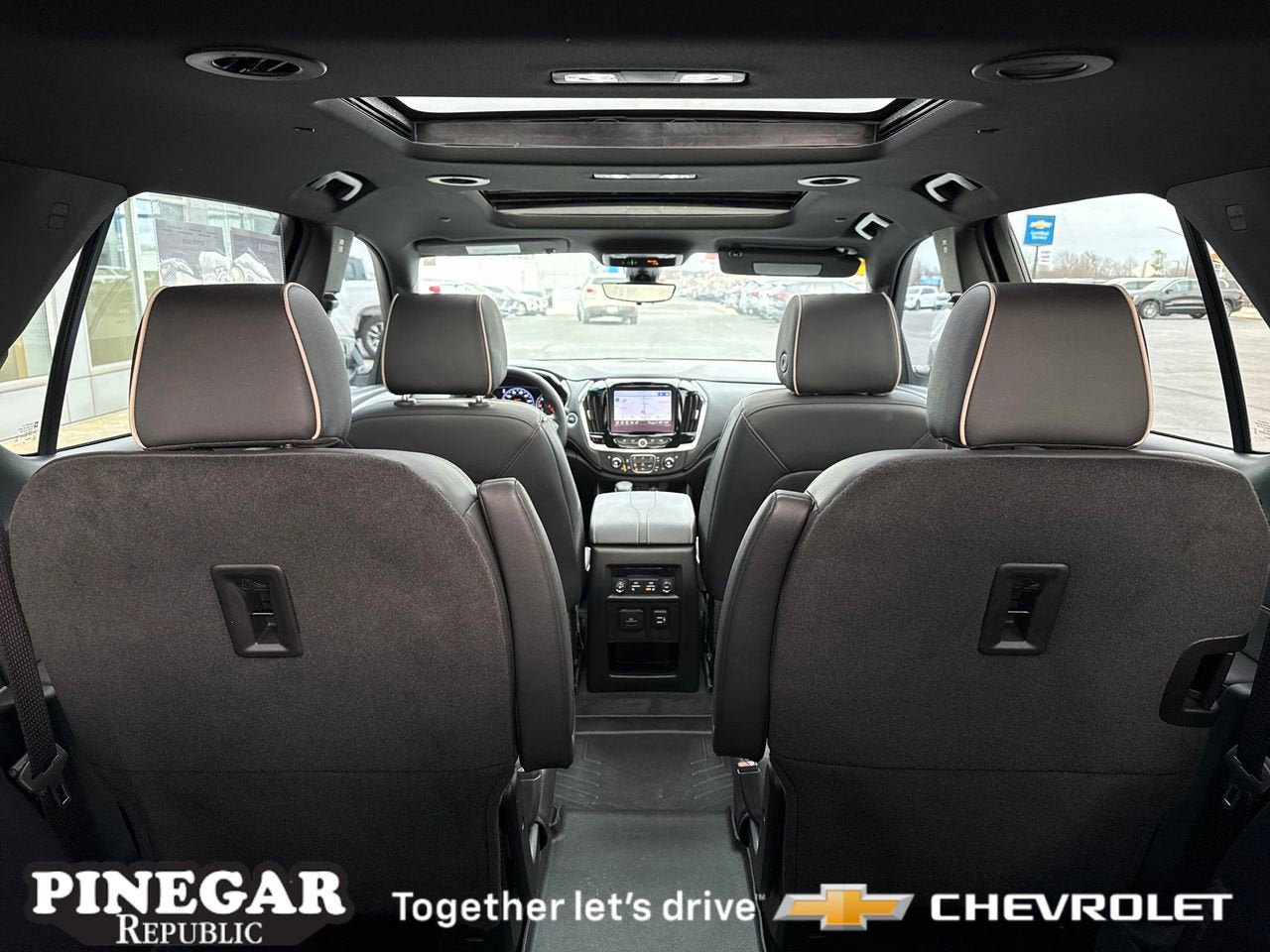 2023 Chevrolet Traverse Premier