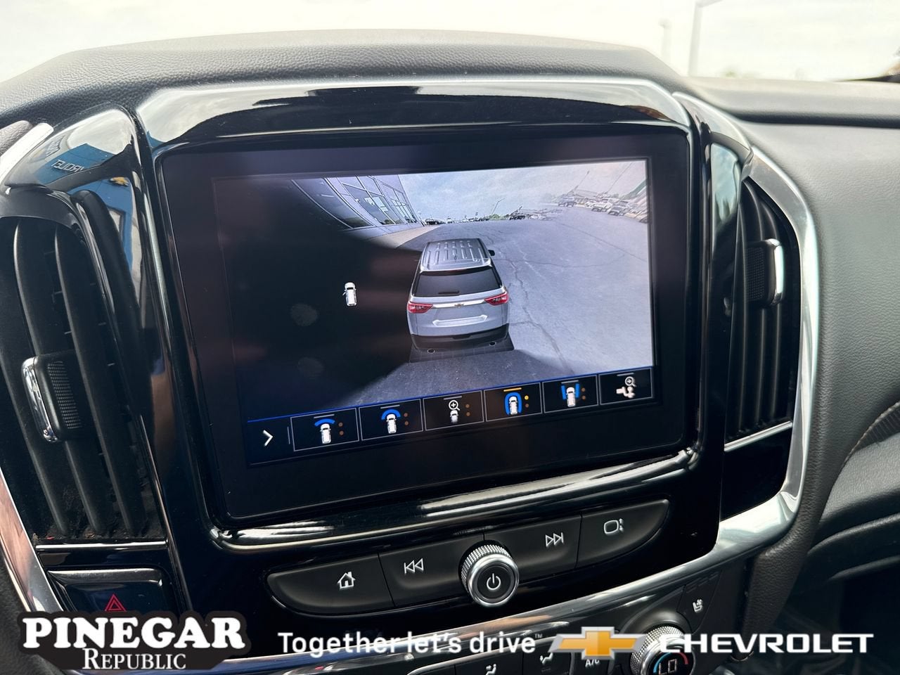 2020 Chevrolet Traverse Premier