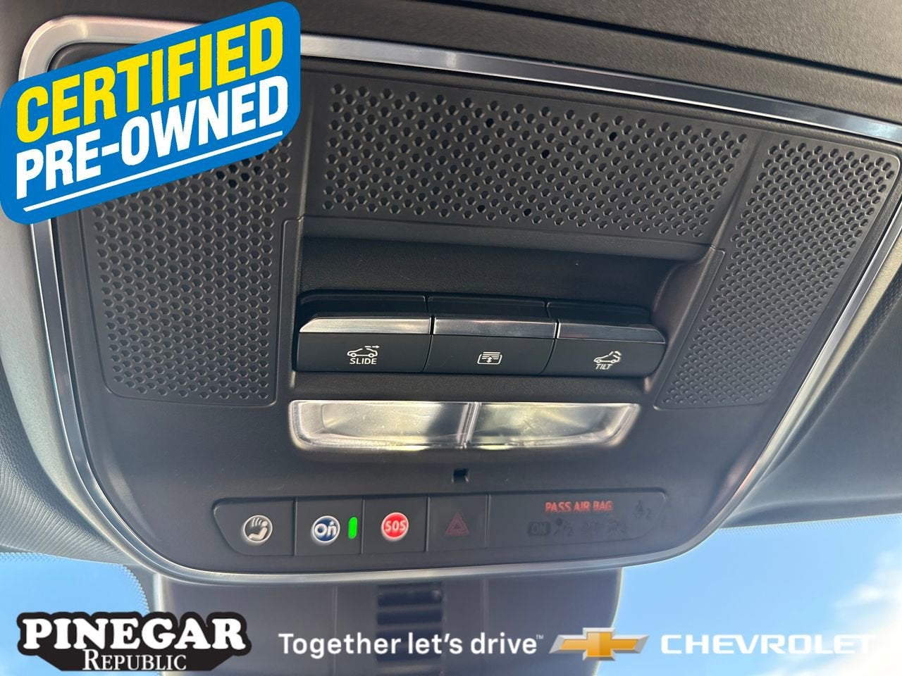 2024 Chevrolet Traverse RS